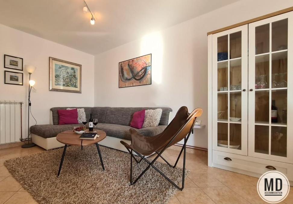 Apartment Valery Pula Exterior photo